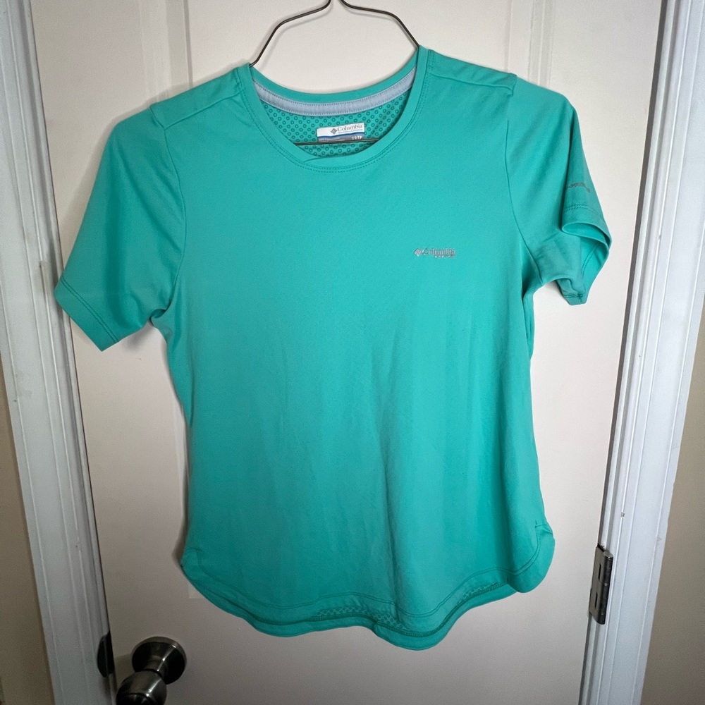 Columbia short sleeve shirt turquoise dry wicking